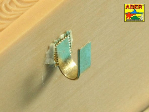 アベール 16029 1/16 ドイツ タイガーI・キングタイガー用 ワイヤーロープ用クランプ,ブラケット