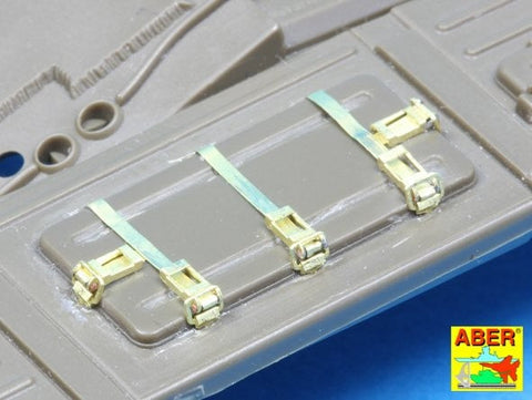 アベール 35A122 1/35 ロシア T72/T64/T80/T90用雑具箱ストラップ