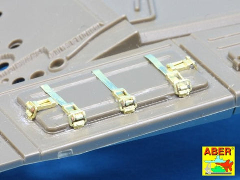 アベール 35A122 1/35 ロシア T72/T64/T80/T90用雑具箱ストラップ