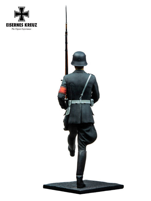 アンドレアミニチュアズ EK72-F011 1/72 儀仗兵部隊 LAH ガチョウ足行進をする兵士 1939年