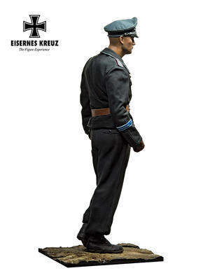 アンドレアミニチュアズ EK35-F003 1/35 ヘルマン・ゲーリング師団 戦車兵中尉 1943年