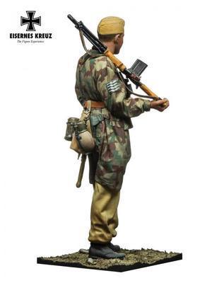 アンドレアミニチュアズ EK35-F006 1/35 降下猟兵 1944年