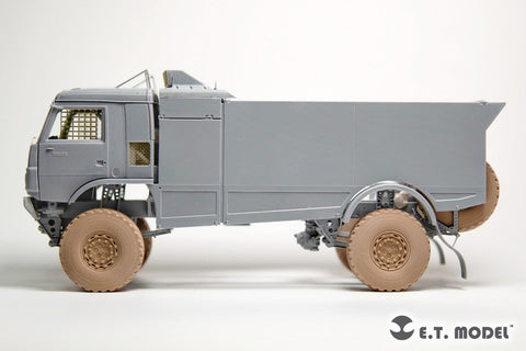 E.T.モデル E35-318 1/35 KAMAZ-43509”カマズ・マスター”トラック(ズベズダ3657用)