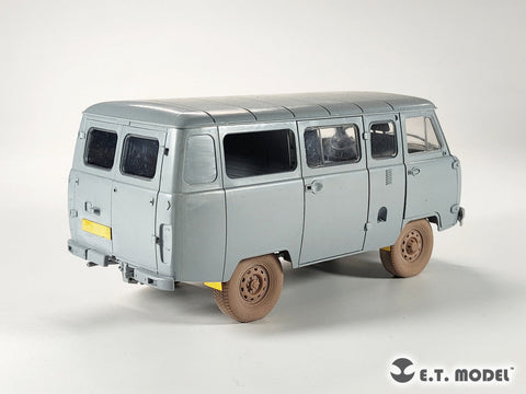 E.T.モデル E35-319 1/35 ロシア UAZ 3909 軍用バン (ズベズダ 3644用)
