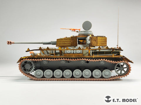 ETモデル P35-044 1/35 WWII ドイツ III号IV号戦車（Ostketten）ワークブル履帯(3Dプリント)