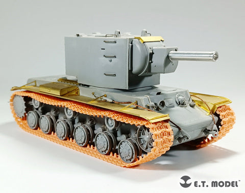 ETモデル P35-050 1/35 ロシア KV-1/2 重戦車（700mm 初期型) ワークブル履帯
