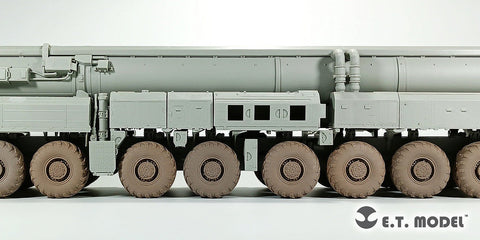 E.T.モデル P35-114 1/35 ロシア 15U175 TEL/RS-12M ICBM トーポリM用自重変形タイヤ(トランペッター用)