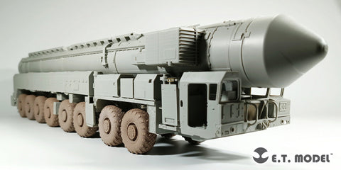 E.T.モデル P35-114 1/35 ロシア 15U175 TEL/RS-12M ICBM トーポリM用自重変形タイヤ(トランペッター用)