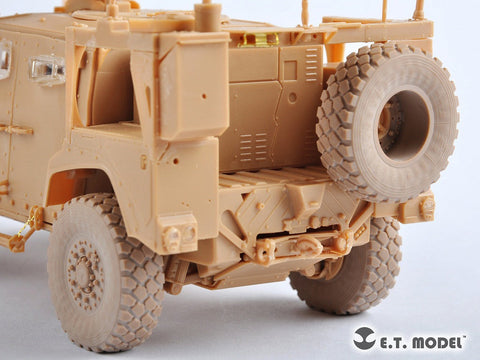 E.T.モデル P35-117 1/35 アメリカ陸軍 M1278  汎用重輸送車 統合軽戦術車両(JLTV-GP) 自重変形タイヤ(トランペッター用)