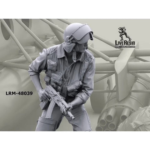 ライブレジン LRM48039 1/48 現用 ロシア ヘリコプターパイロット アフガン戦争 8
