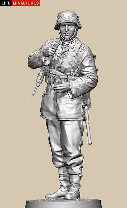 ライフミニチュア LM-16011 1/16 WWII ドイツ ポトー迎撃戦 ハンセン戦闘団のM1カービンを持つ小銃手 バルジの戦い1944