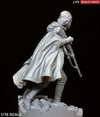 ライフミニチュア LM-16004 1/16 WWII ソビエト赤軍 女性スナイパー （全身）