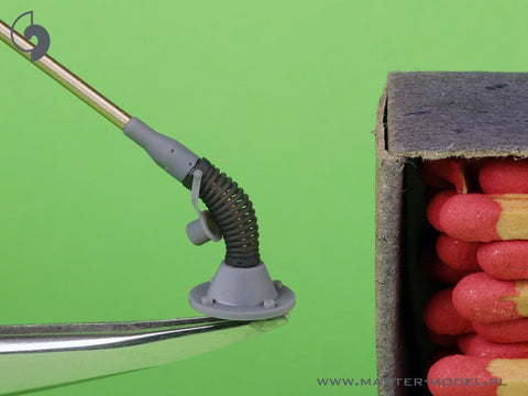 マスター GM-16-008 1/16 レオパルト 2 A7V 他 Comrod VHF3088VMアンテナ (2個) - 傾斜バージョン