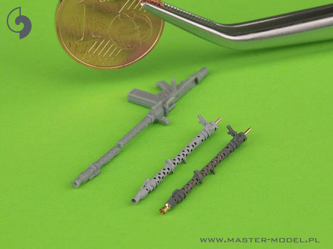 マスター GM-35-049 1/35 ドイツ MG-34 (7.92mm)機関銃銃身 冷却ジャケット付 歩兵・大戦初期戦車用