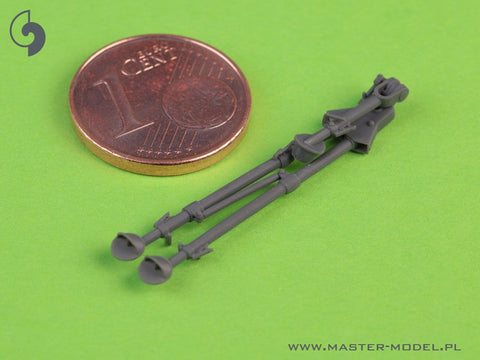 マスター GM-35-065 1/35 ブローニング M2HB .50 口径機関銃用折りたたみ式 M3 三脚 (1個)