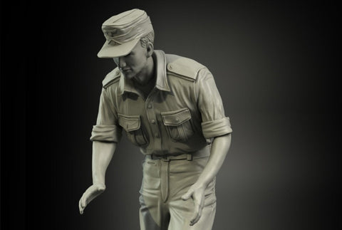 パンツァーアート FI35-097 1/35 ドイツアフリカ軍団 弾薬を装填する戦車兵 No.2