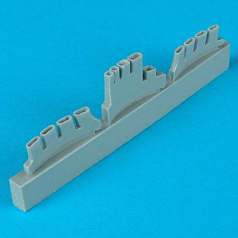 クイックブースト 32020 1/32 フォッケウルフ Fw190A-8 排気管（HASEGAWA用）