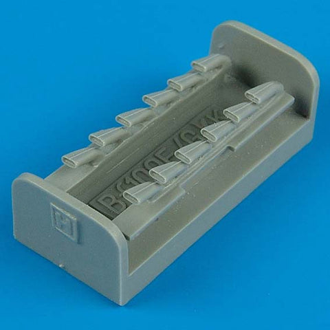 クイックブースト 48110 1/48 メッサーシュミット Bf109F 排気管（ハセガワ用）