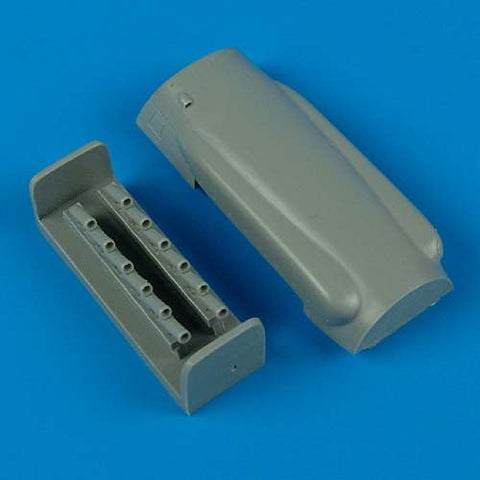 クイックブースト 48246 1/48 スーパーマリン スピットファイア Mk.XIV エンジンカウリングと丸型排気管（アカデミー用）