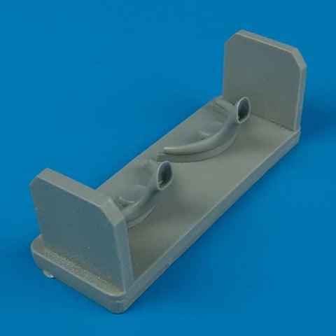 クイックブースト 48294 1/48 一式戦闘機 隼II型 後期型排気管 タイプB（ハセガワ用）