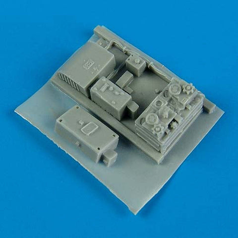 クイックブースト 48443 1/48 Me262A シュワルベ 航空無線機（ホビーボス用）