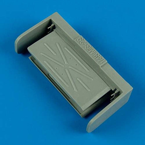 クイックブースト 48517 1/48 MiG-29A フルクラム エアインテイクカバー（GWH用）