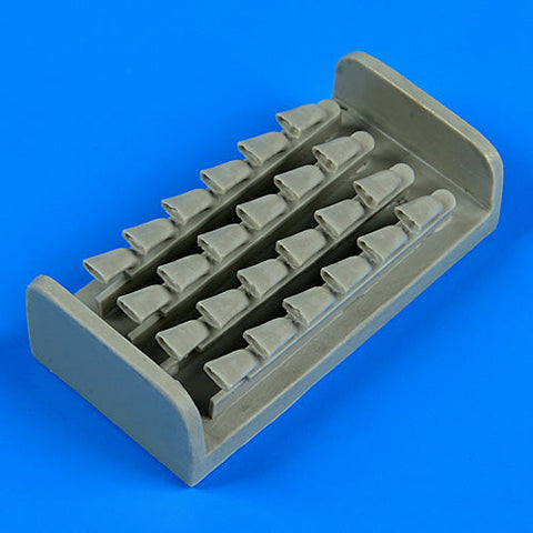 クイックブースト 48620 1/48 ドルニエ Do215 排気管（ICM用）