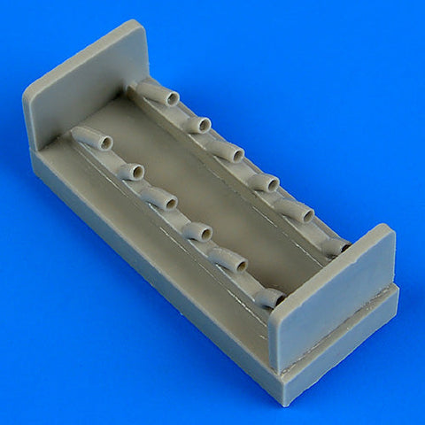 クイックブースト 48699 1/48 Yak-3 排気管（ZVEZDA用）