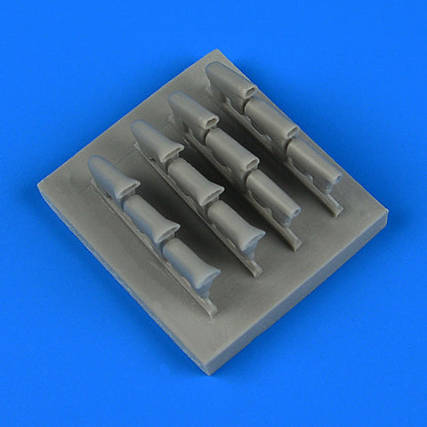 クイックブースト 48755 1/48 ボルトンポール デファイアント Mk.I 排気管（エアフィックス用）