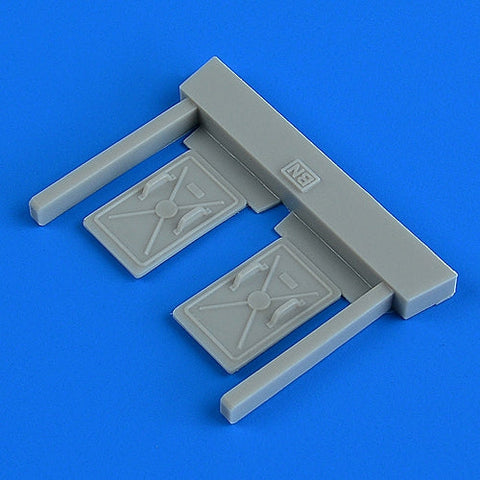 クイックブースト 48910 1/48 ミグ-23BN リムーブ ビフォーフライトカバー (トランぺッター/エドュアルド用)