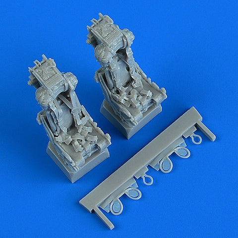 クイックブースト 48913 1/48 ブリティッシュファントム FG.1/FGR.2 シート（安全ベルト付）（汎用）
