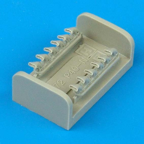 クイックブースト 72083 1/72 P-40N ウォーホーク 排気管