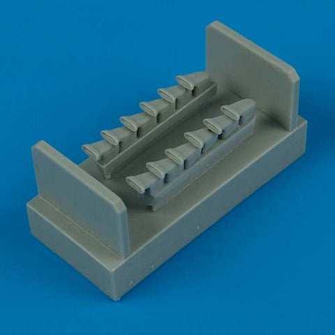 クイックブースト 72255 1/72 スピットファイア Mk.IX フィッシュテイル型 排気管（エアフィックス用）