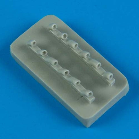 クイックブースト 72384 1/72 Yak-3 排気管（ZVEZDA用）