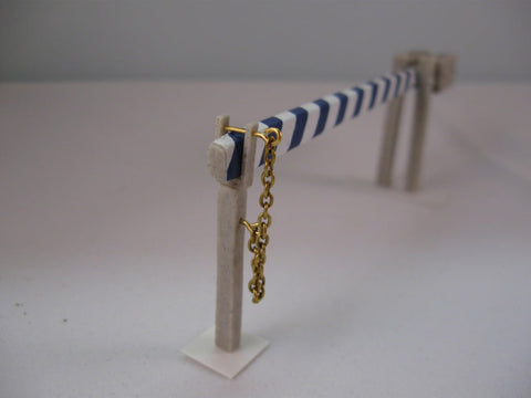 リアリティインスケール 35066 1/35 ロードバリア（銅製チェーン、アイレット、大型デカール付）