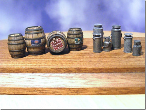 リアリティインスケール 35150 1/35 ビア樽とミルク缶(10個セット)デカール付