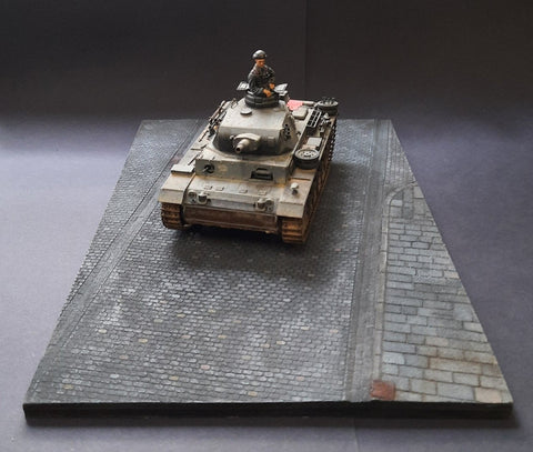 リアリティインスケール 35305 1/35 歩道付き石畳の市街地道路 - 21 x 32.5cm