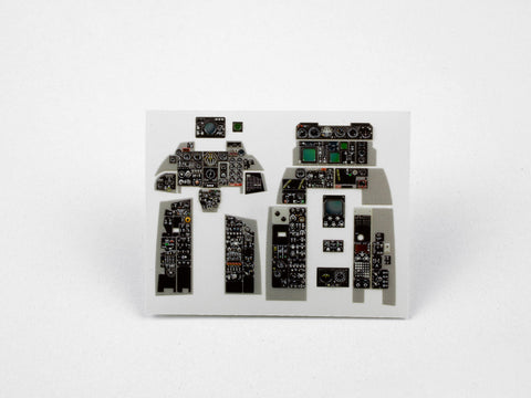 レッドフォックススタジオ RFSQS-32013 1/32 F-4G ファントム II "野生のイタチ" (レベル用)