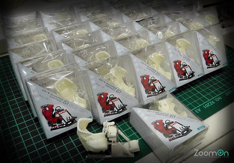 ZoomOn Z019 1/24 ゲームポッド GT2 & ロジクール G27 セット