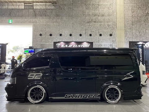 ZoomOn Z171 1/24 ハイエース S.A.D カスタム スティンガー J  ハイルーフver. パーツセット