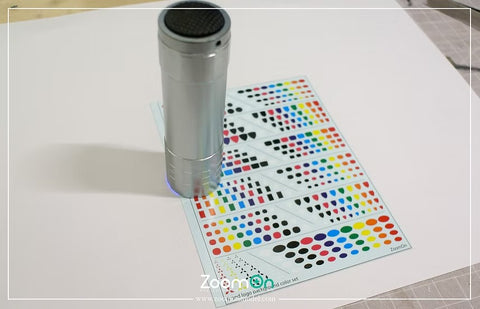 ZoomOn ZD247 1/24 ブランドロゴ 背景色セット