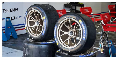 ZoomOn ZR150 1/24 18'' BMW M4 GT3 BBS センターロック リムセット(NuNu用)