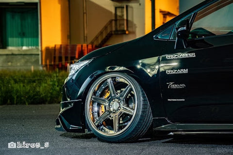 ZoomOn ZR154 1/24 18インチ SSR エグゼキューター RC06R リムセット