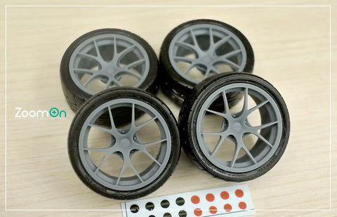 ZoomOn ZR156 1/24 18インチ BBS RI-A リムセット