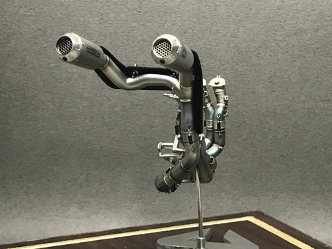 Zワークショップ Z01-003 1/12 V4R/S フルレーシングエキゾーストキット
