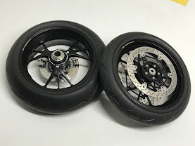 Z.workshop ドゥカティ V4R/S ホイール&ブレーキディスク Zワークショップ Z01-007 1/12 ドゥカティ V4R/S ホイール & ブレーキ