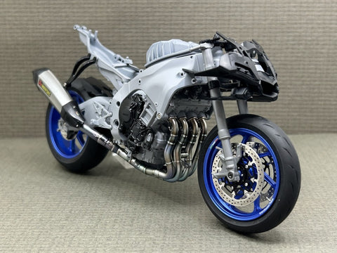 Zワークショップ Z04-006 1/12 エボリューション ライン エキゾーストシステム(チタニウム+カーボン) (タミヤ 1/12 R1M (14133)用)