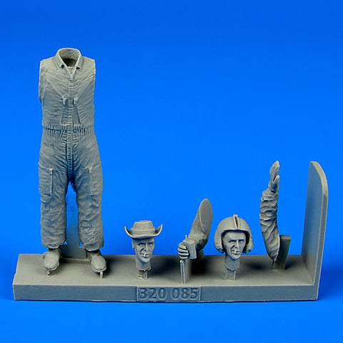 エアロボーナス 320085 1/32 アメリカ陸軍ヘリパイロット (ベトナム戦争1960-1975年)