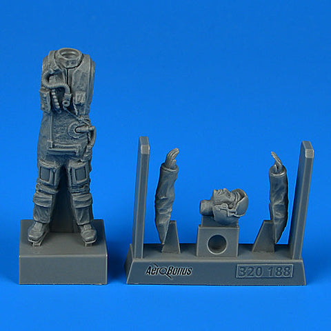 エアロボーナス 320188 1/32 イギリス空軍戦闘機パイロット（フォークランド戦争）