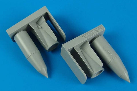 エアロボーナス 480031 1/48 ZB-500 ソビエト ナパーム弾